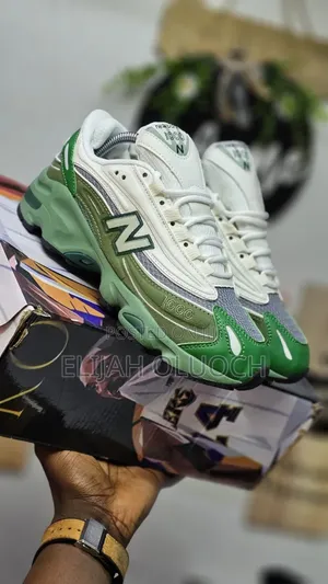 Green White New Balance 1000