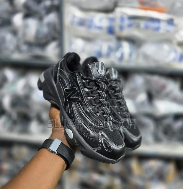 Black Quality New Balance 1000 - thumbnail 3