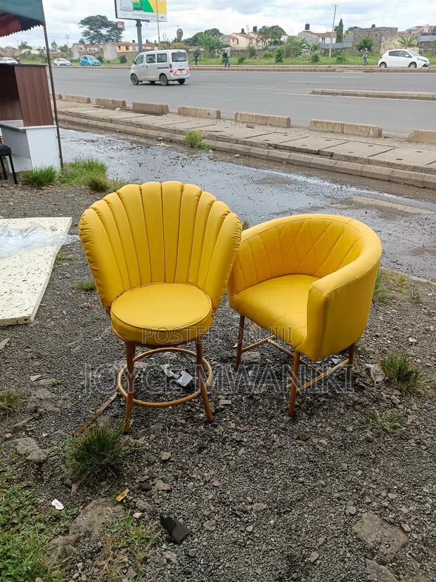 Manicure Seats, Yellow - main view