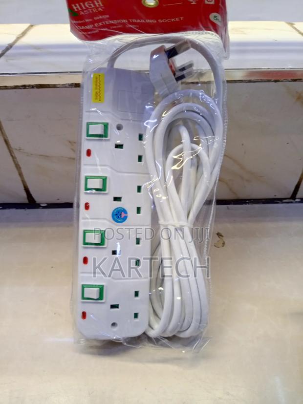 High Astra 4-Way Extension Cable