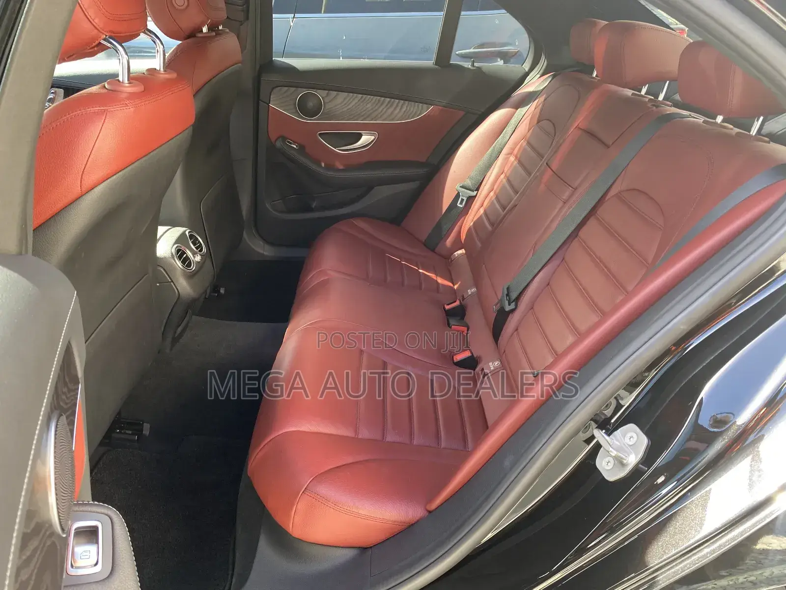 Mercedes-Benz C200 2018 Black