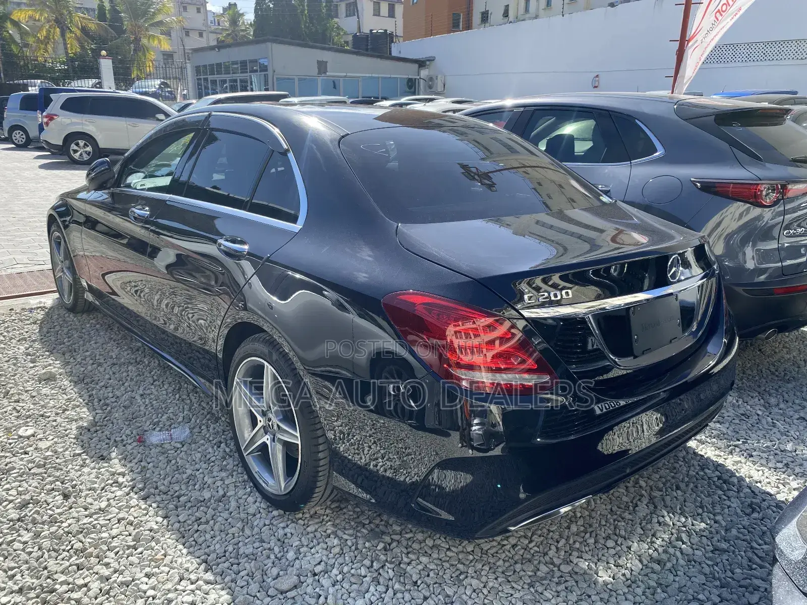 Mercedes-Benz C200 2018 Black