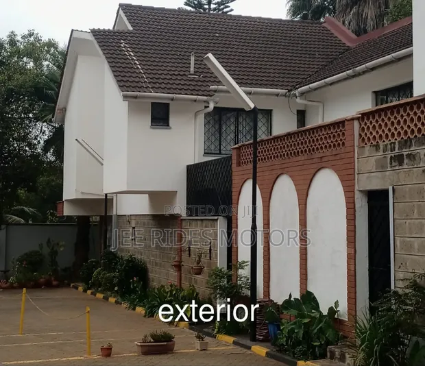 Furnished 4bdrm Townhouse/Terrace for sale