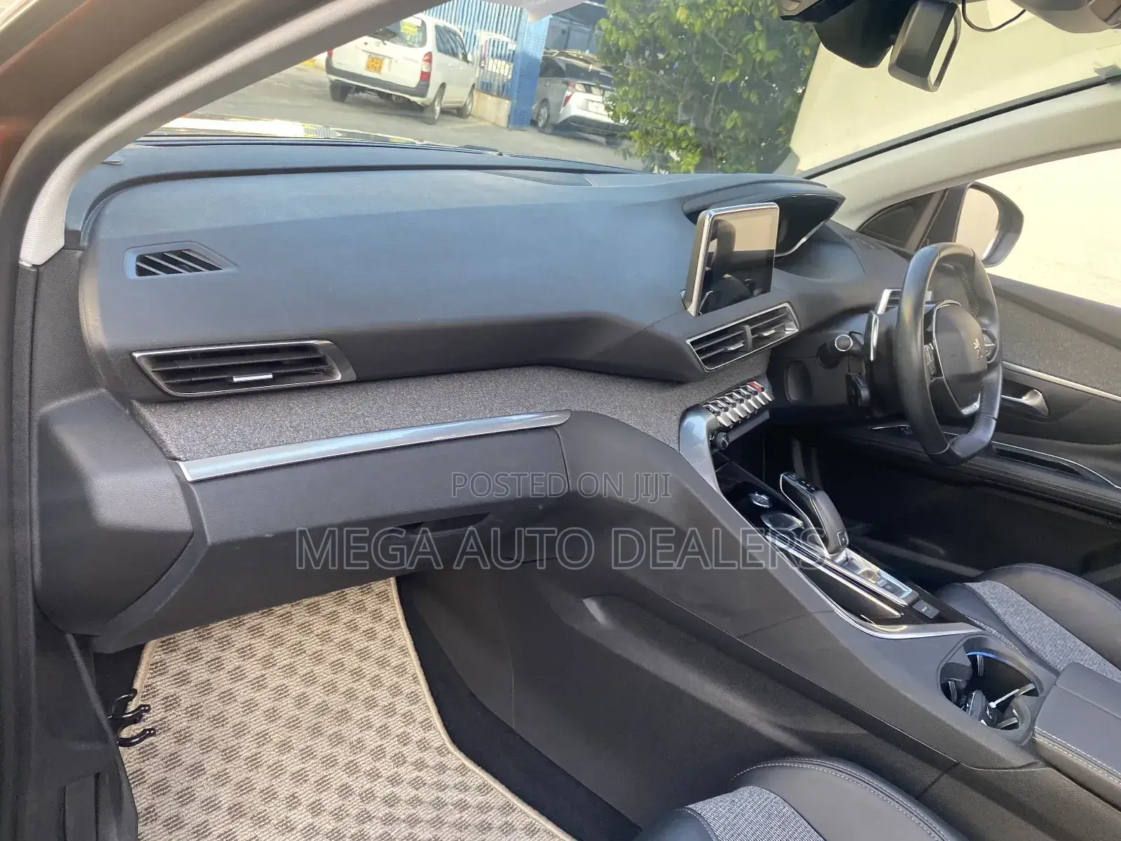 Peugeot 3008 2018 Brown
