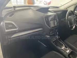 Subaru Forester 2018 White