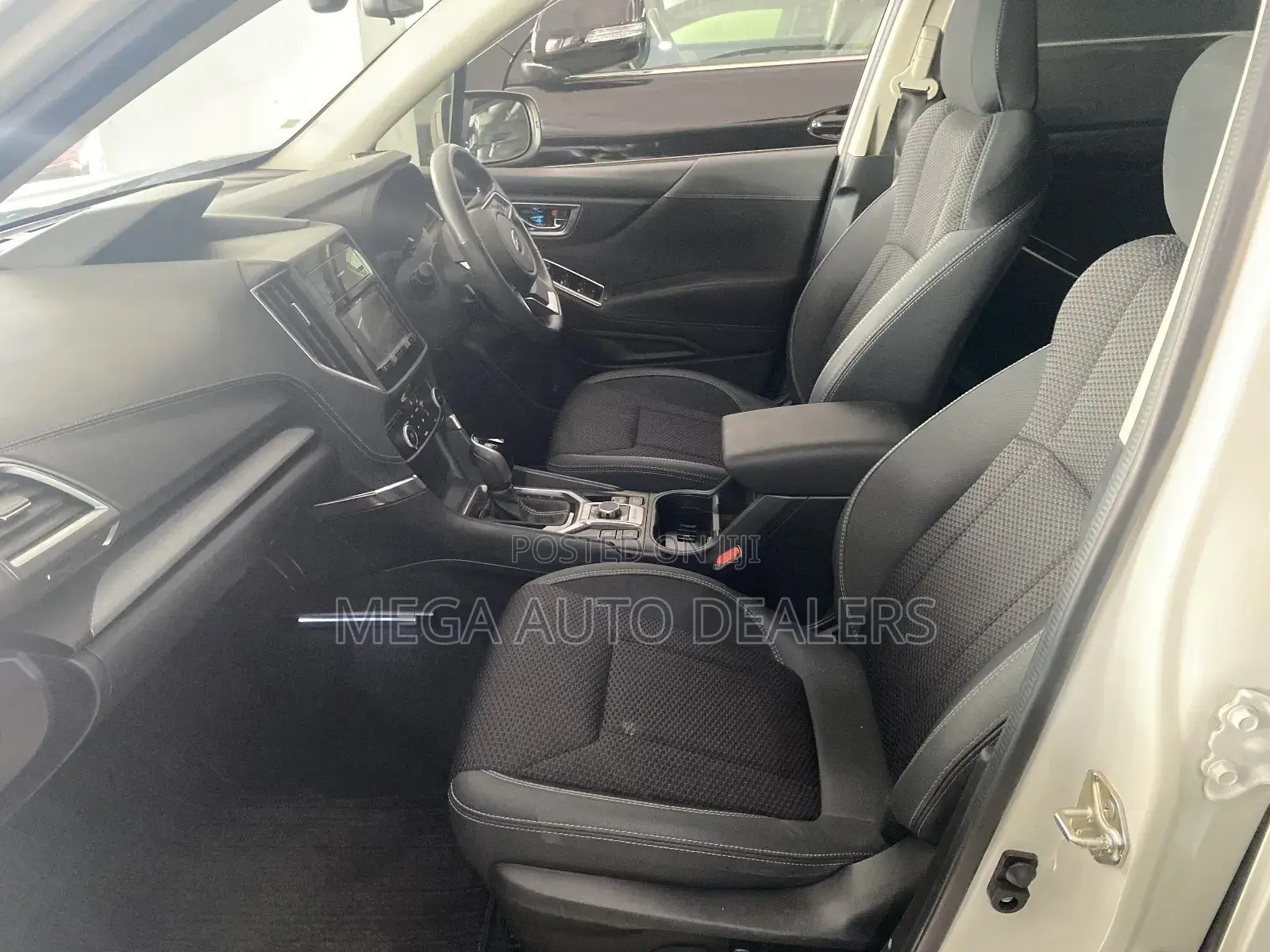 Subaru Forester 2018 White