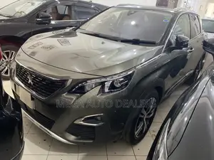Peugeot 3008 2018 Green