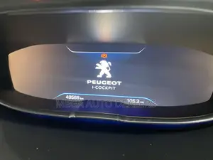 Peugeot 3008 2018 Green