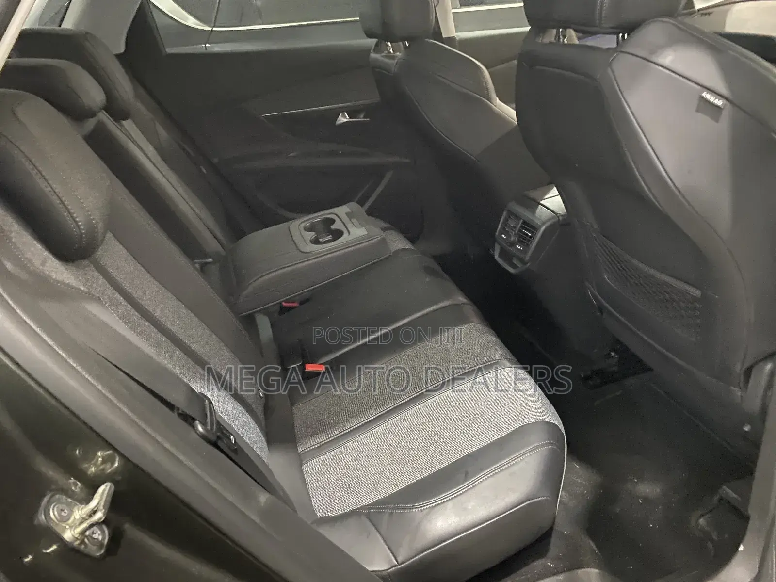 Peugeot 3008 2018 Green