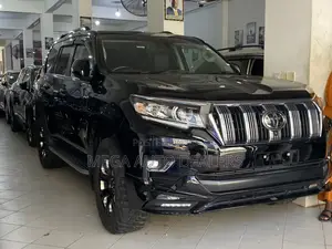 Toyota Land Cruiser Prado 2018 Black