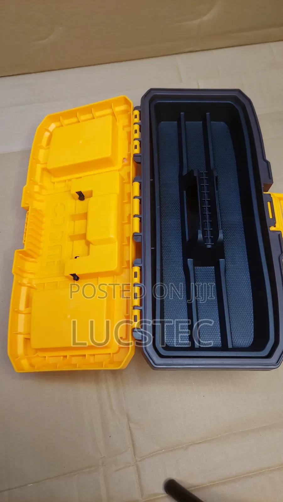 14" Toolbox Ingco
