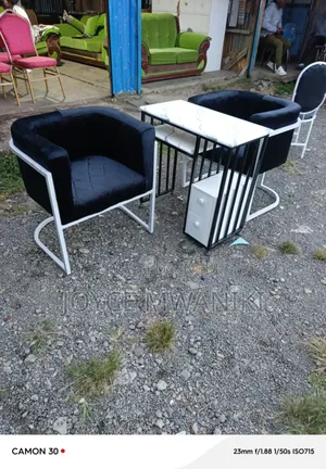 Manicure Set, Black and White Colour 