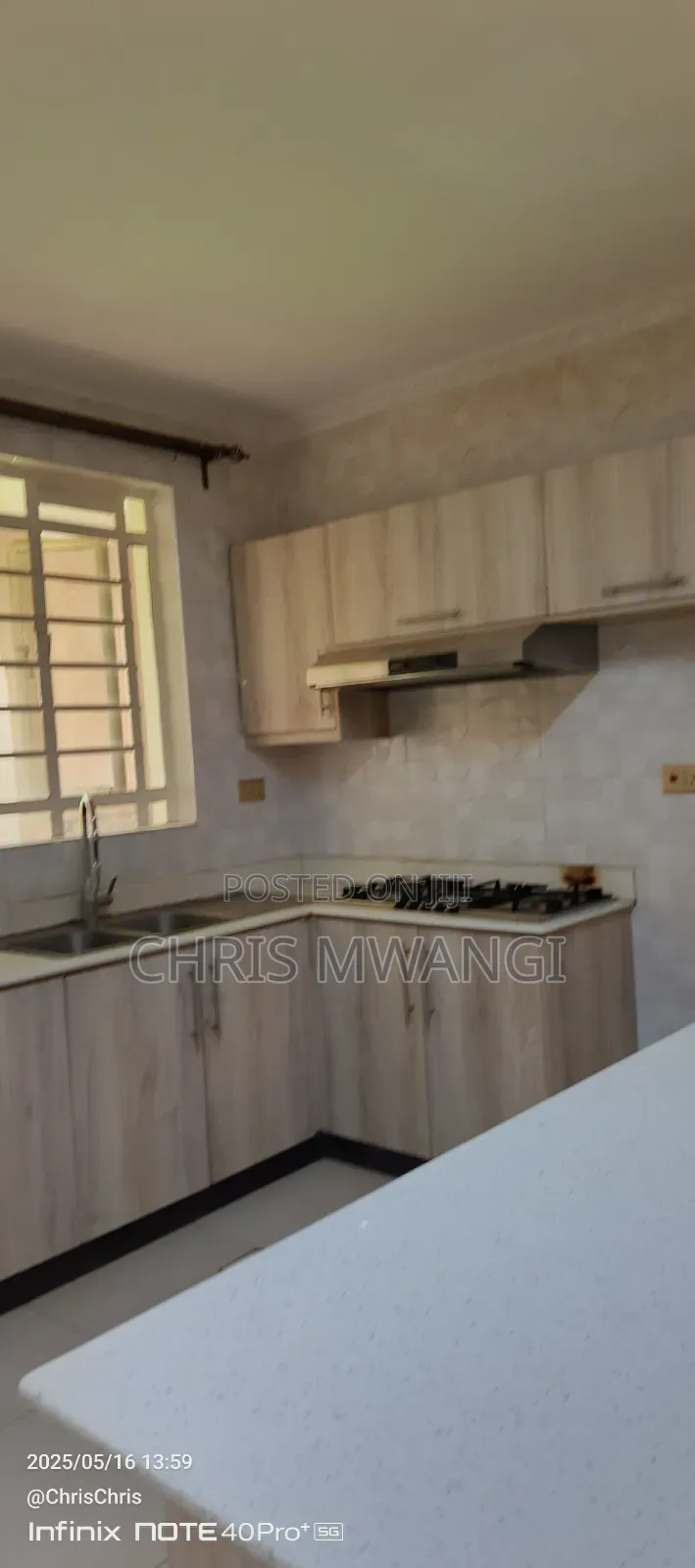 Furnished 5bdrm Block of Flats in Kenyatta Road Estate for sale