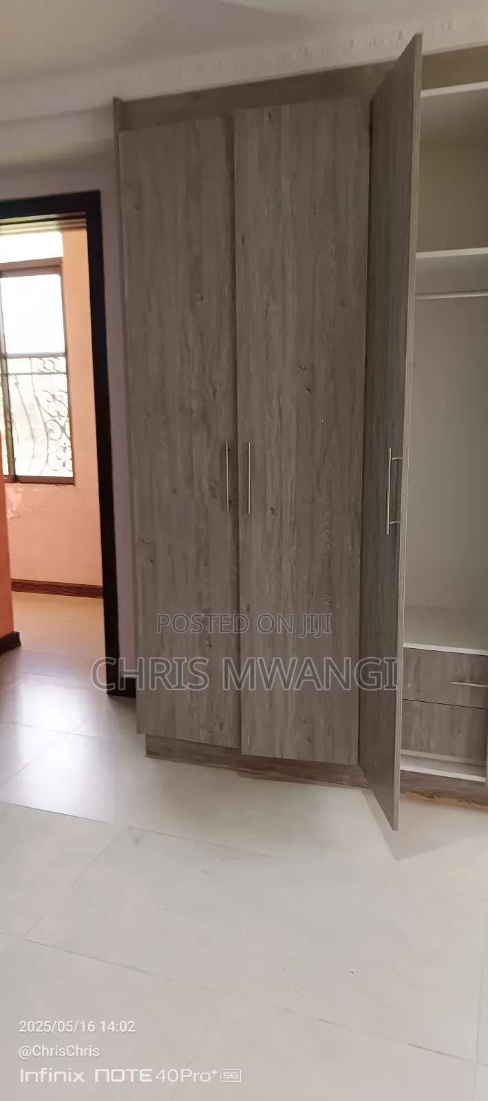 5bdrm Mansion in Kenyatta Road Theta for sale
