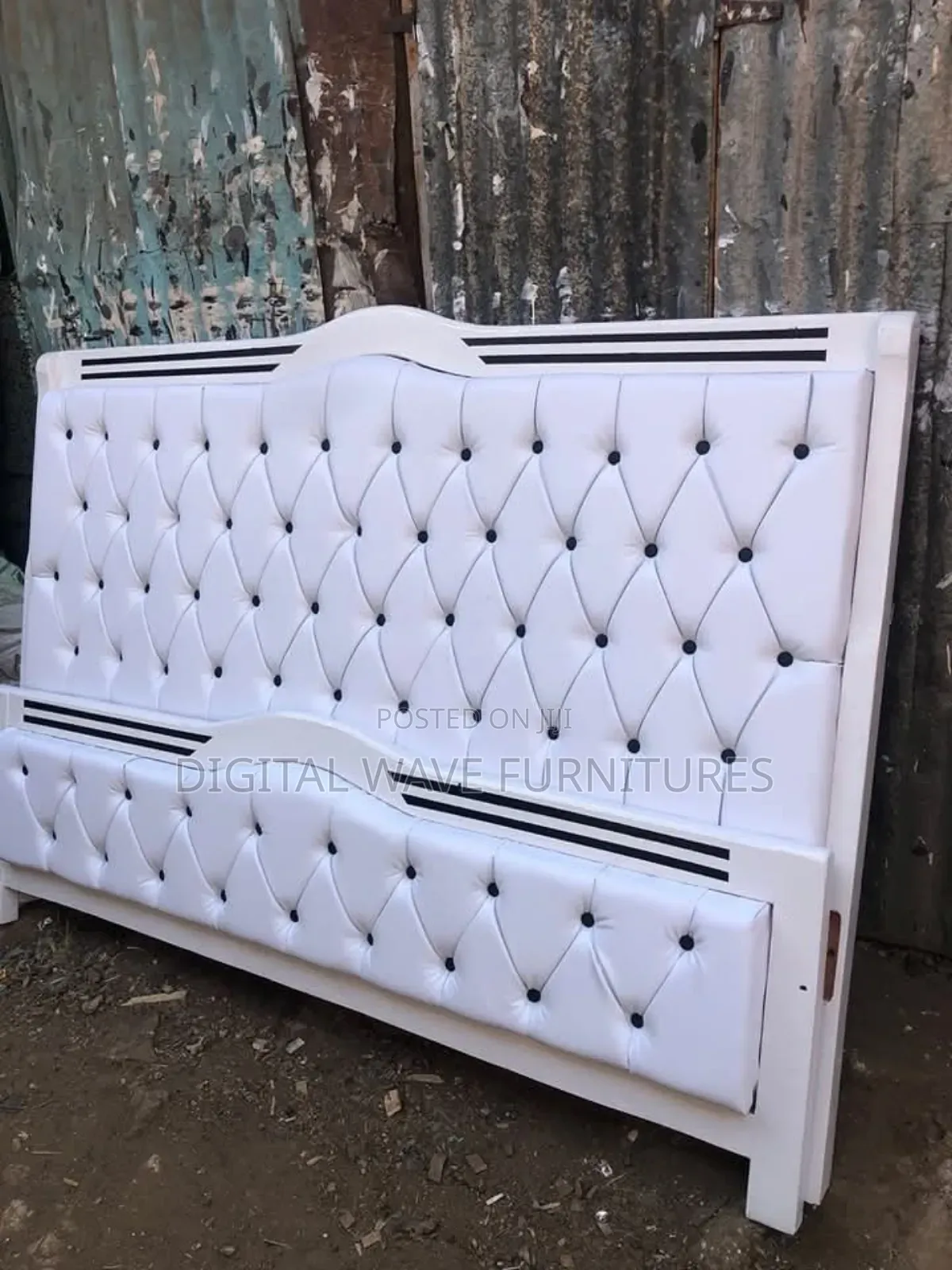 White Chester Bed 4 by 6
