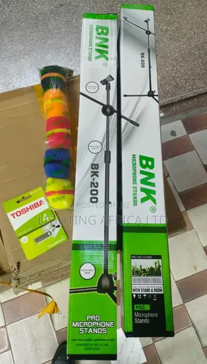 2 Set Metallic Tripod Stand With Free Microphone Sponj Set