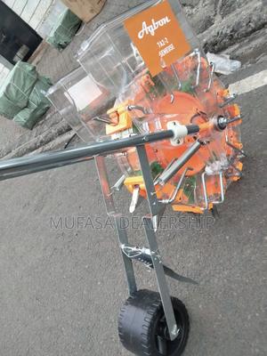 Seed Fertiliser Seeder Seed Planters - thumbnail 2