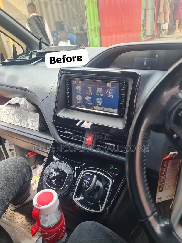Toyota Noah/Voxy 2015+ Android Radio Plus Its Console - thumbnail 4