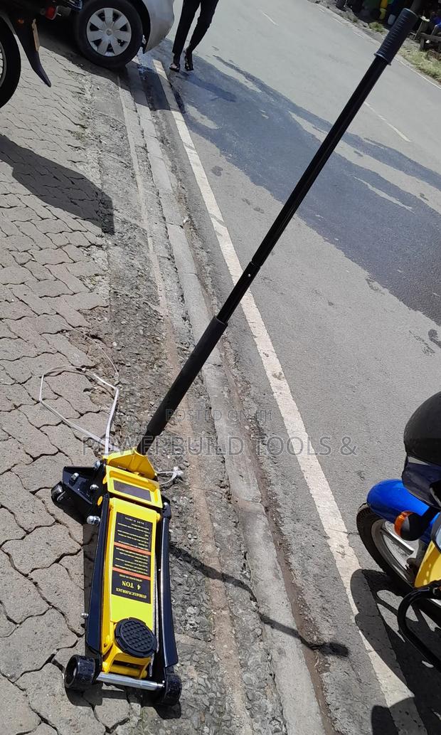 Wheeled Floor Jack 4 Tonne Hydraulic - main view