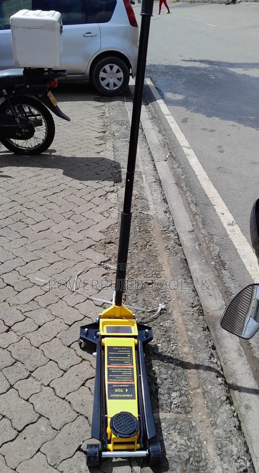 Wheeled Floor Jack 4 Tonne Hydraulic