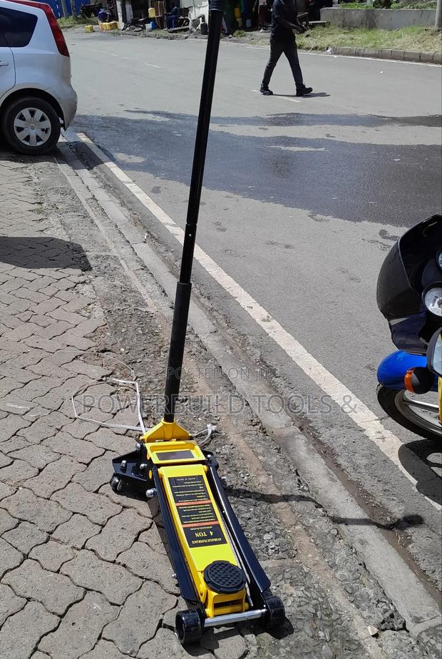 4tonne Low Profile Professional Floor Jack - thumbnail 3