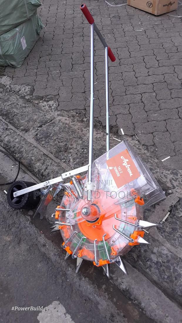 Mechanical/Hand Push Seed Planter/Fertiliser