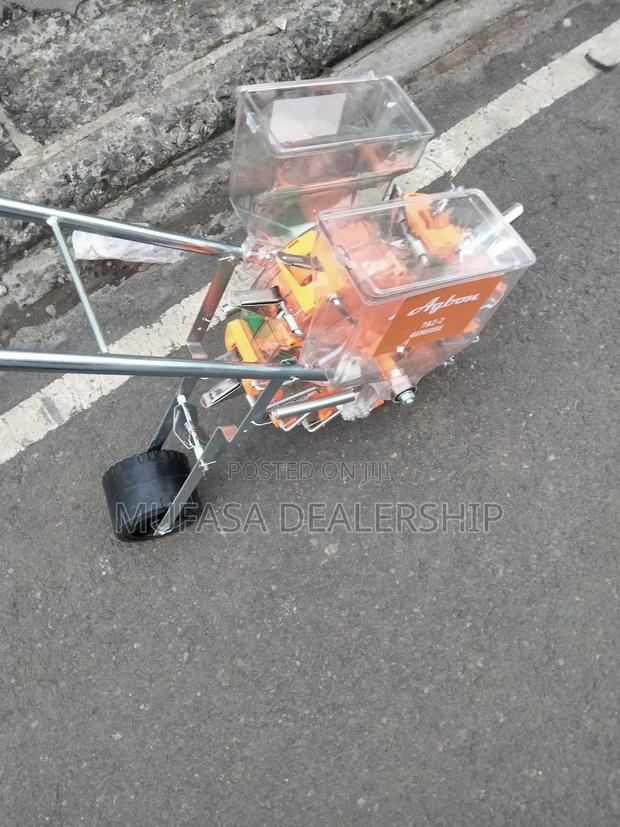 Seed Planter~Farm Seeder - main view