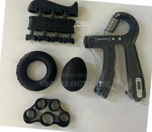 Adjustable Hand Grip Set - thumbnail 2