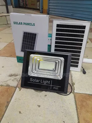 Modern Solar Flood Light 100w And Remote 18hrs Operation