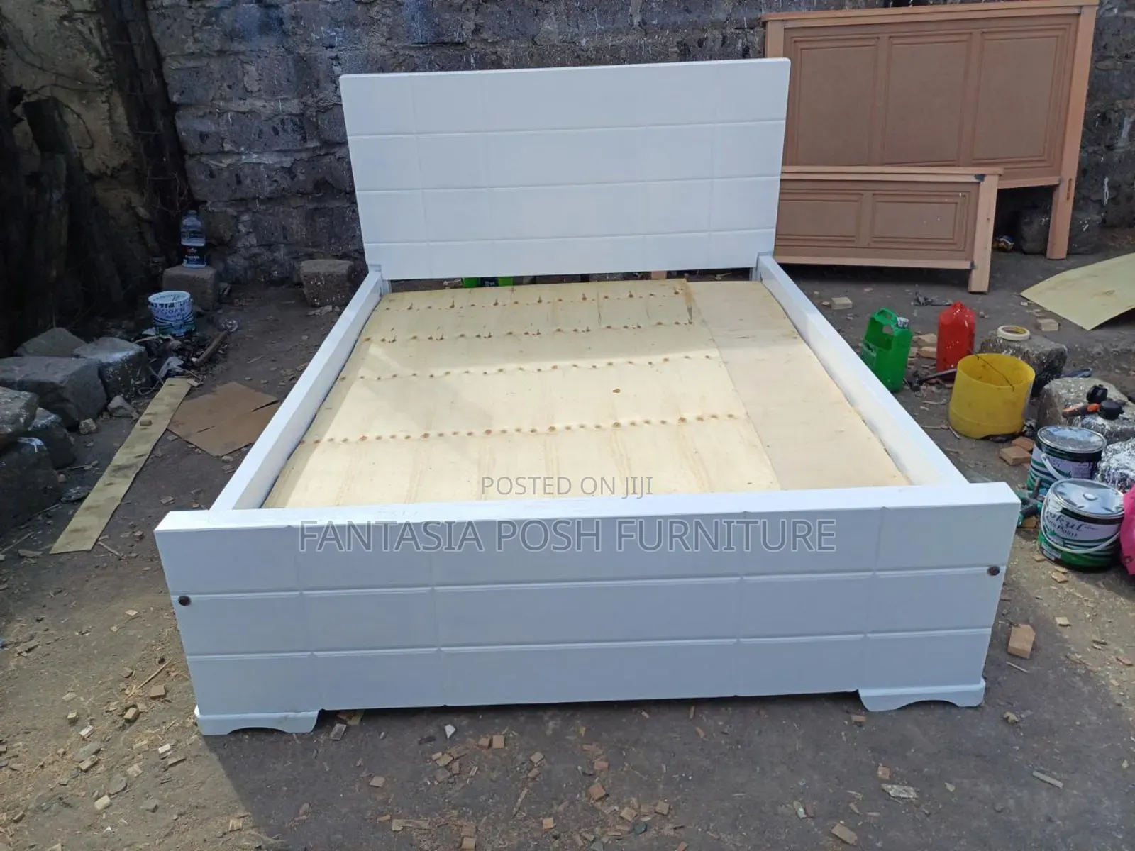 Grand Wooden Modern White Bed Size 5 ×6