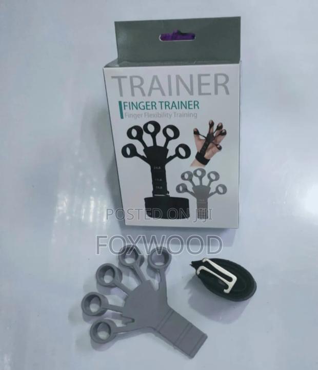 A Finger Trainer - thumbnail 3