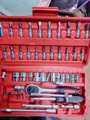 Socket Wrench Set/ Tool Box