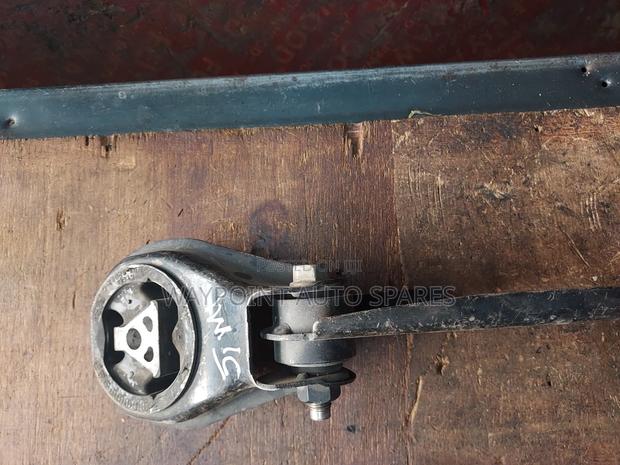 Rear Gear Mount Mazda Premacy - thumbnail 2