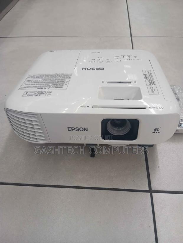 Eb-992f Epson Projector With Wireless Collaboration Display - main view