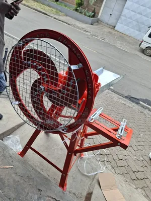 Milano 3 Blade Chaff Cutter