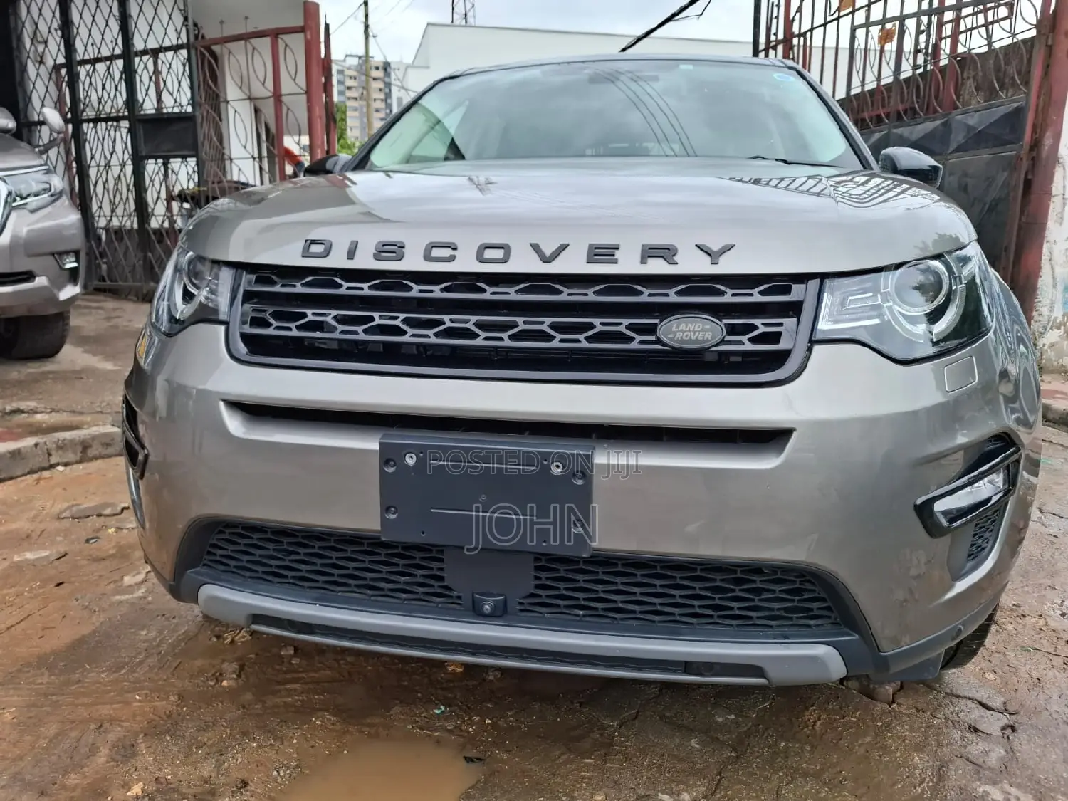 Land Rover Discovery Sport 2018 Gray
