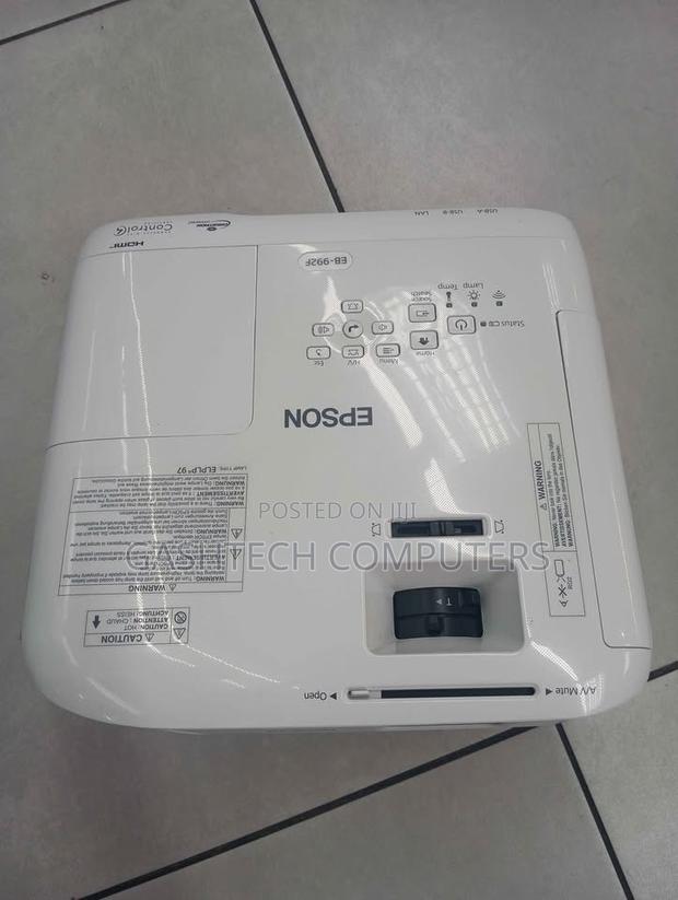 4000 Lumens Epson Eb-992f 3lcd Projector - thumbnail 2