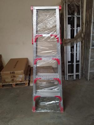 4 + 4 Steps Double Sided Ladder - thumbnail 2