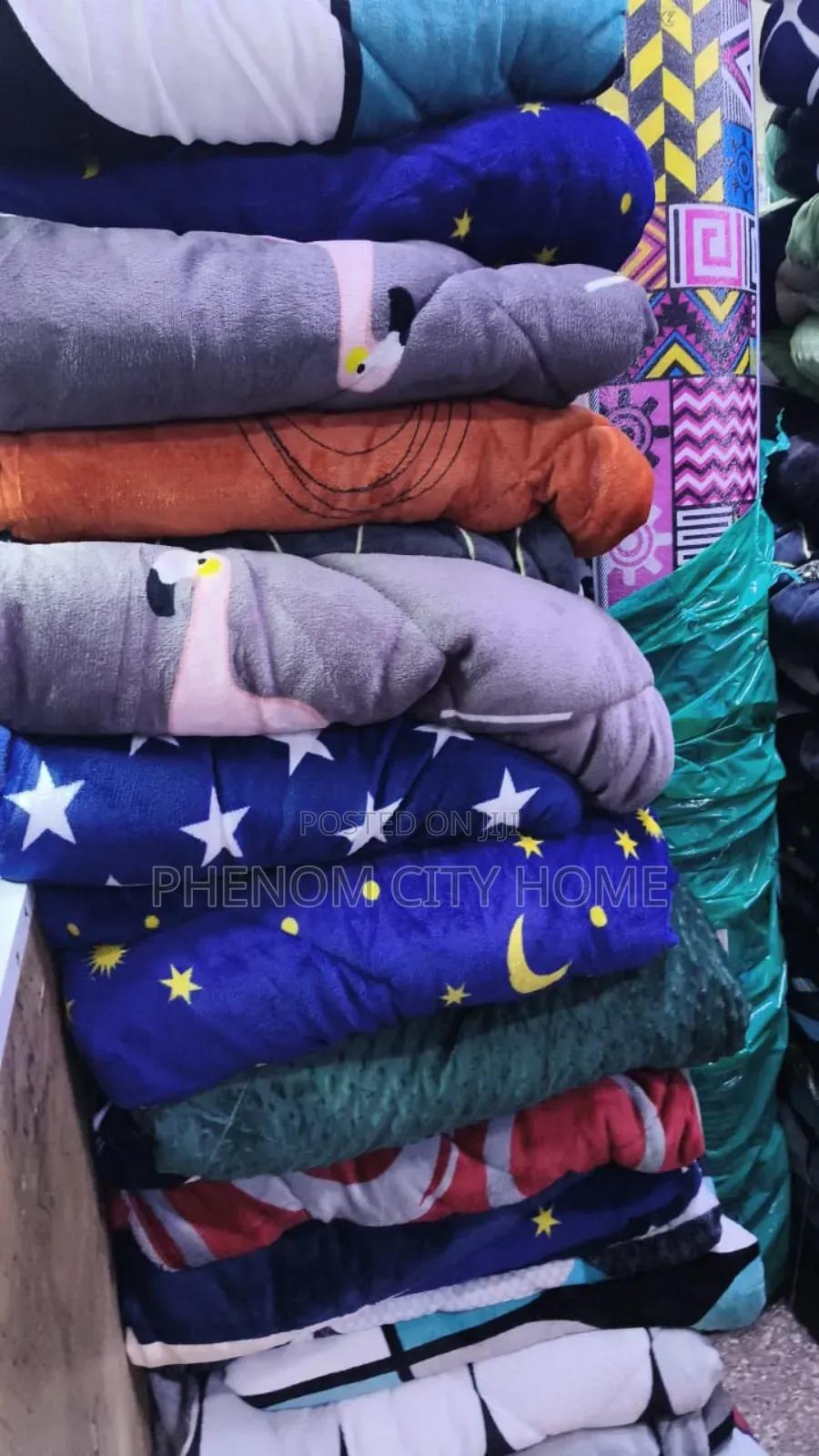 Patterned Single Woolen Duvets