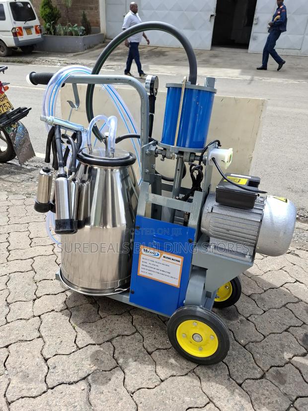 Single Bucket/Barrel Milking Machine-Milano Brand - thumbnail 2