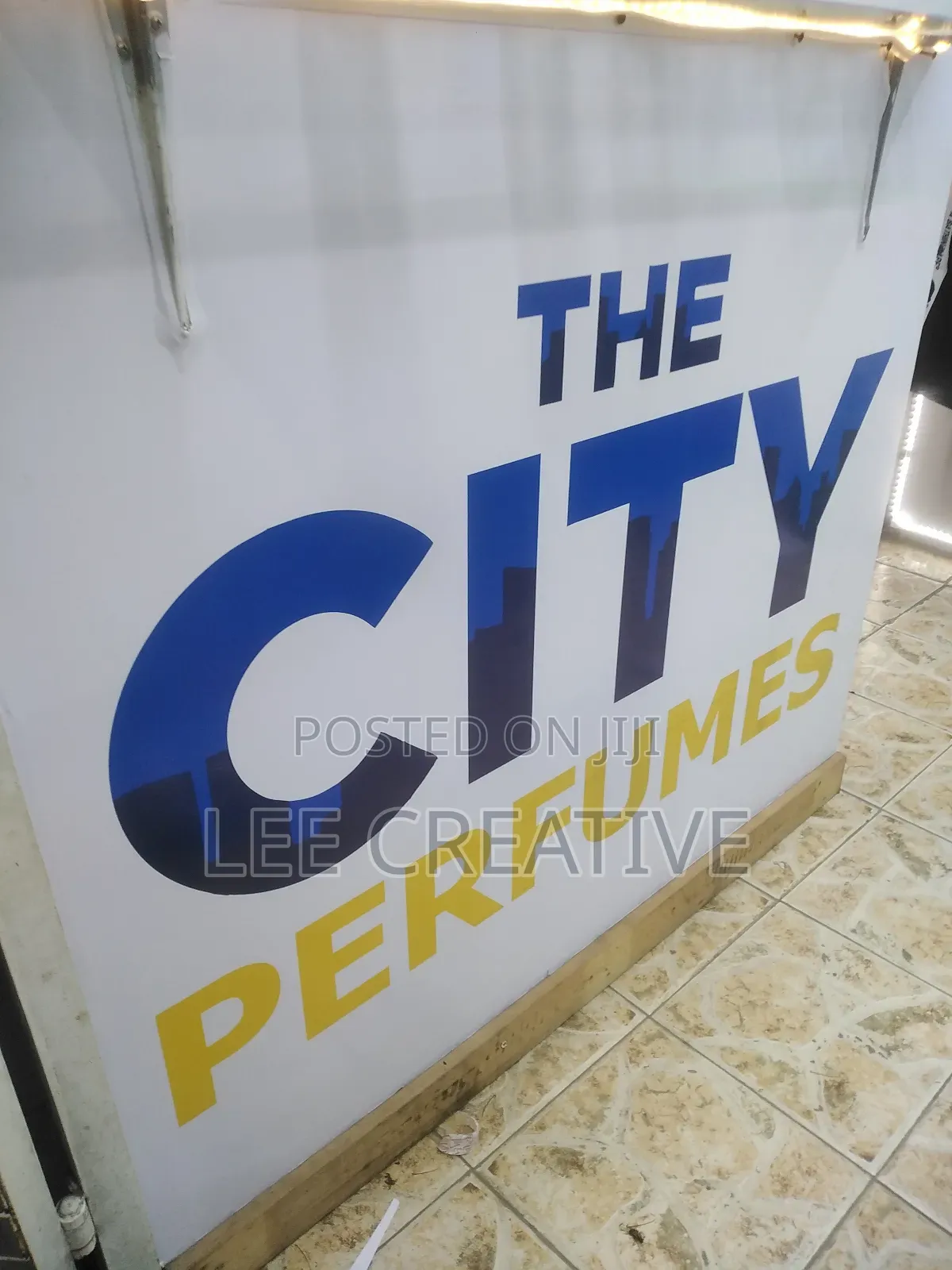 Branding (Rollup Banners, Wallmounts, Tear Drop Signages)