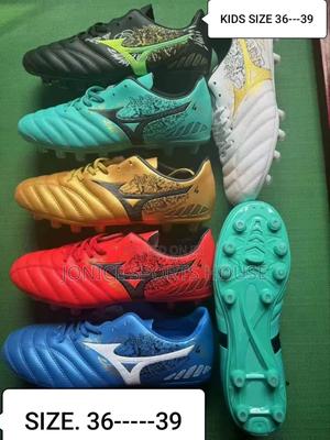 Kids Soccer Boots - thumbnail 2