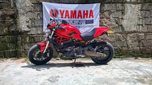 Ducati 2016 Red - main view