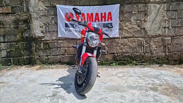 Ducati 2016 Red - thumbnail 4