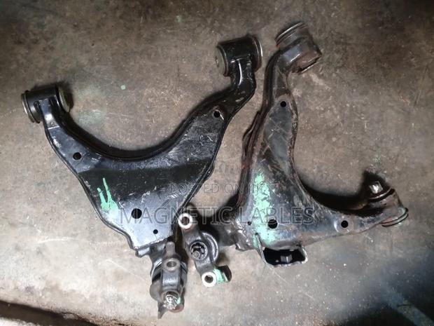 Land Cruiser Prado Tx ,120,150,V8 Front Control Arm