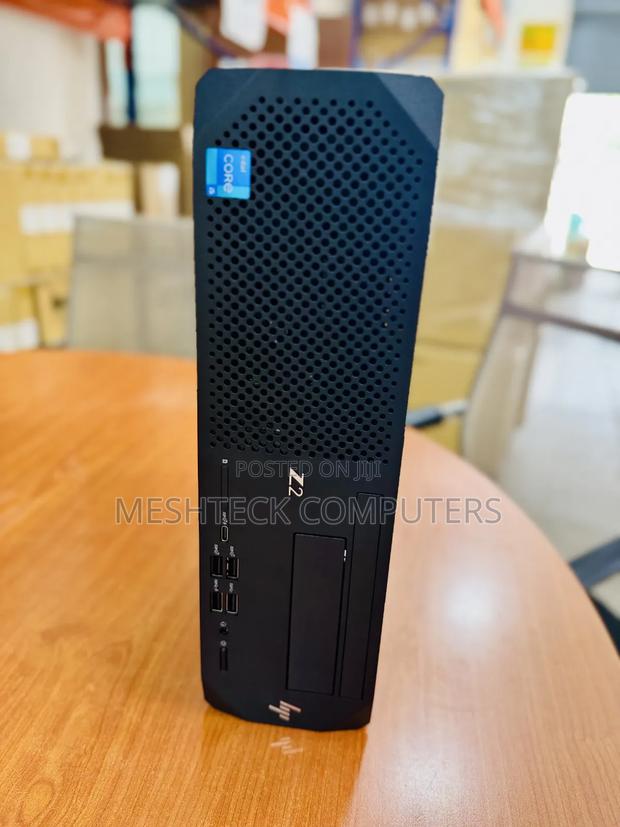 Desktop Computer HP Z2 16GB Intel Core i5 SSD 512GB - thumbnail 2