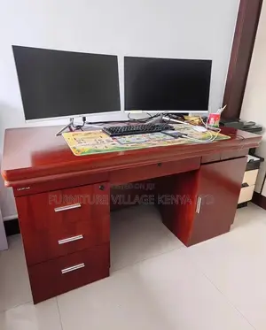 Office Desk:Professional 140cm Wood Desk for Staff Educators