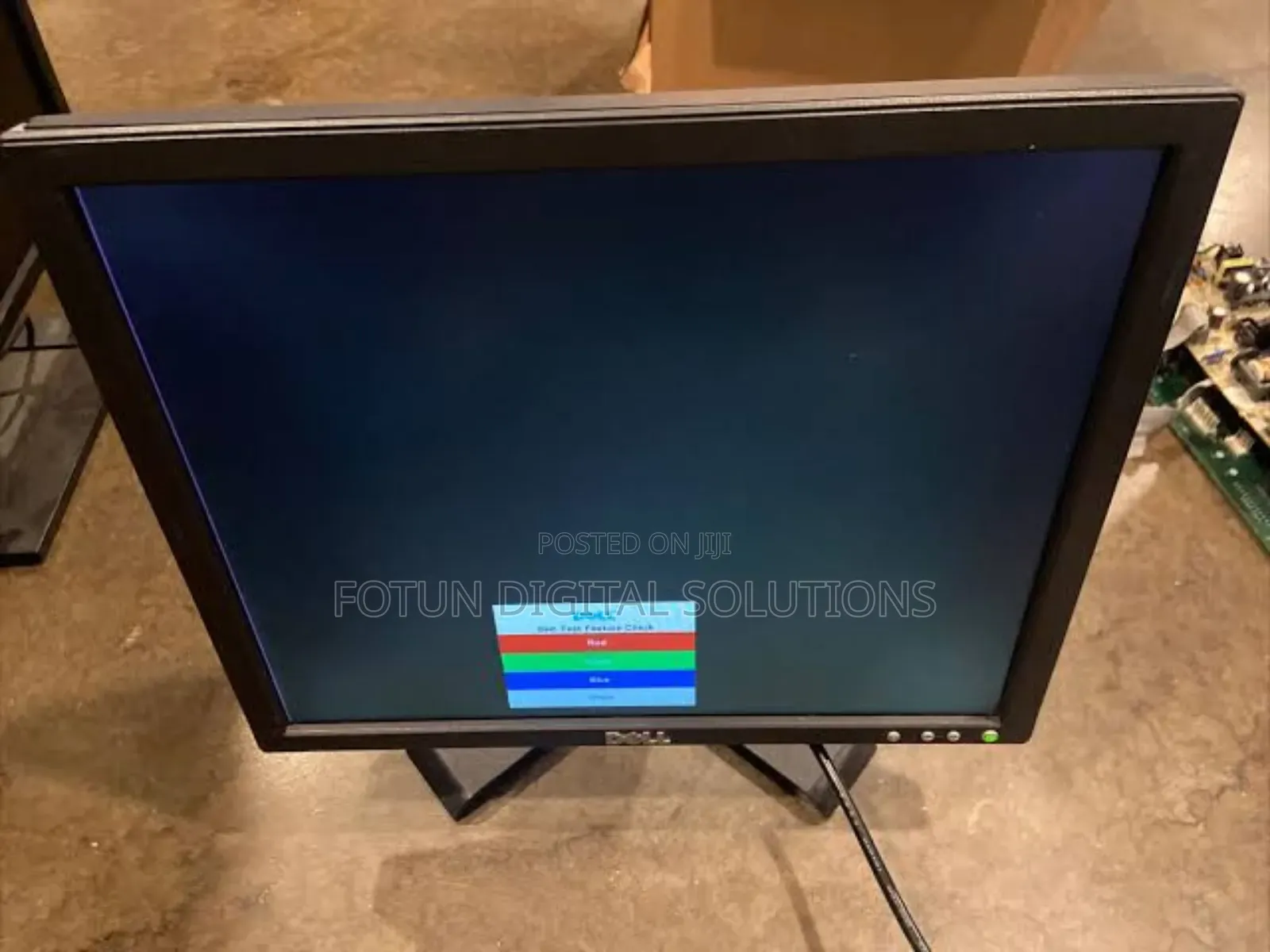 17-Inch Dell Screen – Great for Daily Computing Tasks