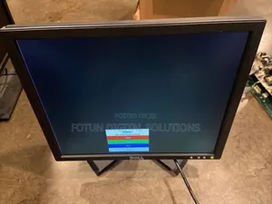 17-Inch Dell Screen – Great for Daily Computing Tasks