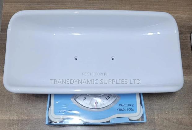 Mechanical Baby Weighing Machine